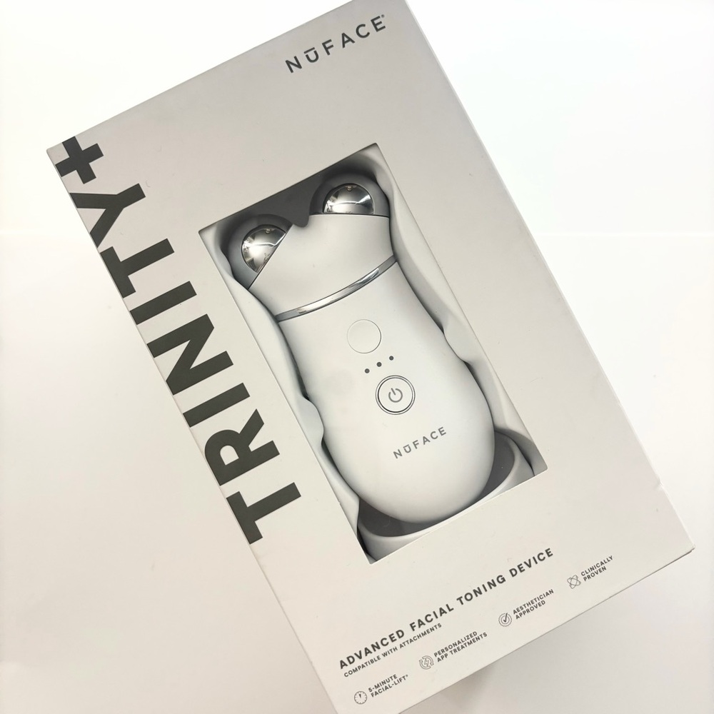NuFace Trinity+ Smart Microcurrent Facial Toning Starter Kit